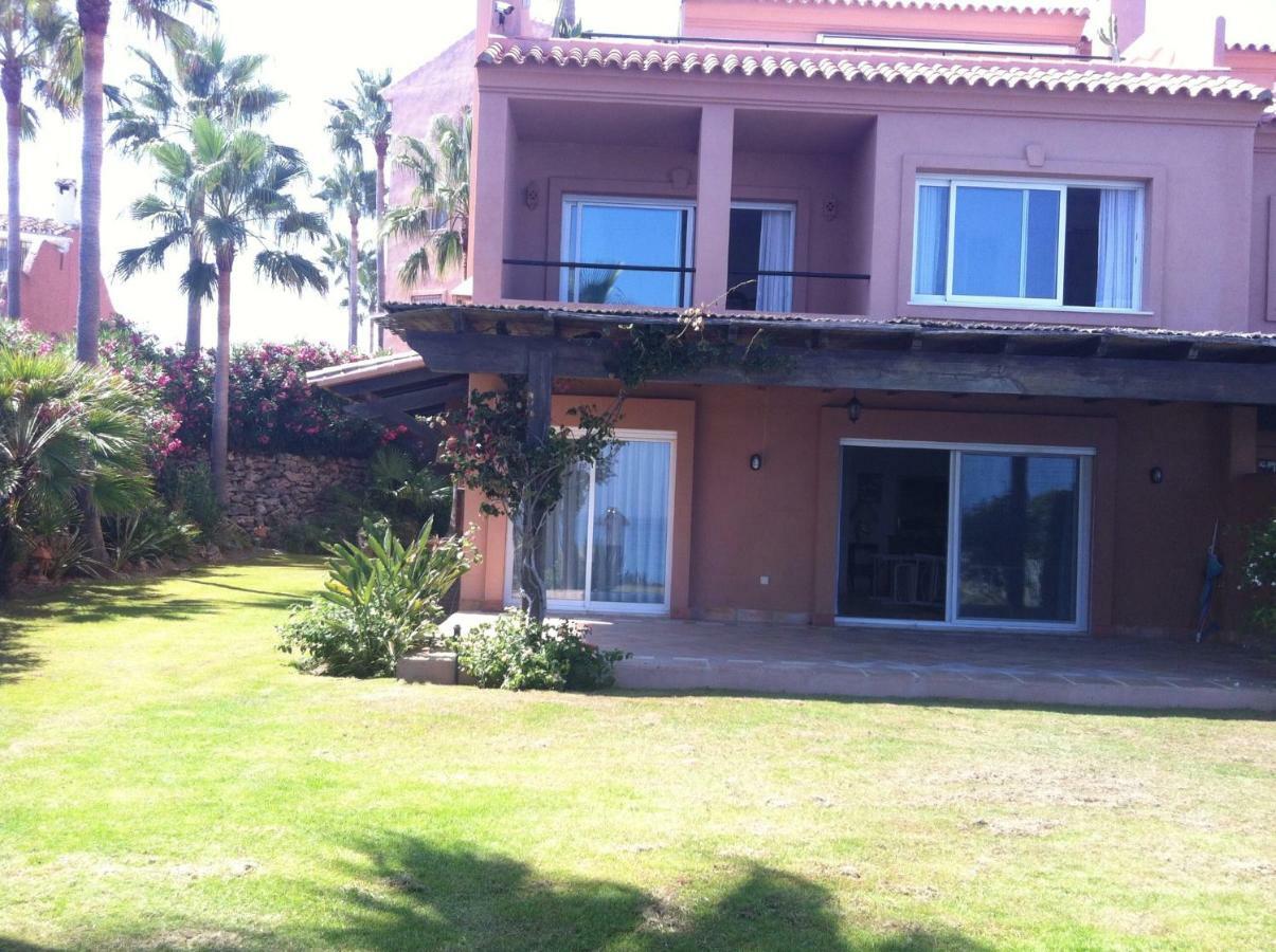 Urb Playa Azul 24 Villa Estepona Luaran gambar